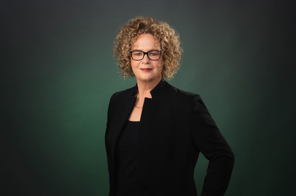 Lawyer headshots in melbourne Stephanie Reid melbourne headshot company