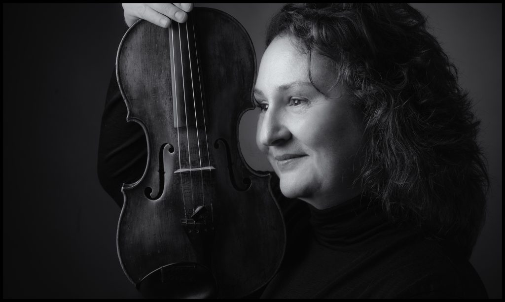 Monica Naselow Violinist Creative Personal Branding image