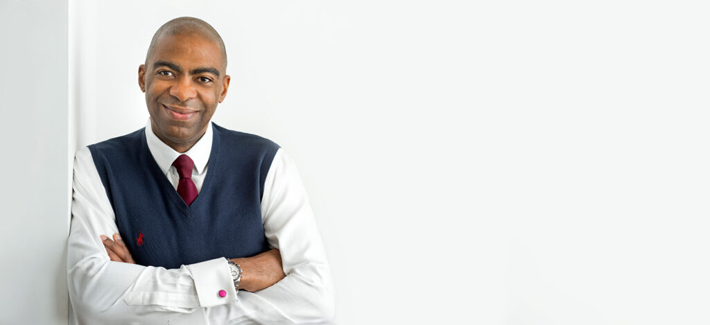 Professional Headshot Dayo Sowunmi © Melbourne Headshot Company