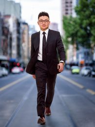 corporate headshot Liang Chen - Roberts Gray Lawyers