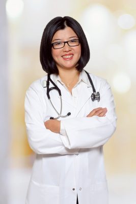 Professional headshot Dr. Elizabeth Chow MBBS MD FRACP