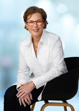 Dr. Naimh Corduff FRACS Professional Headshot by Melbourne Headshot Company